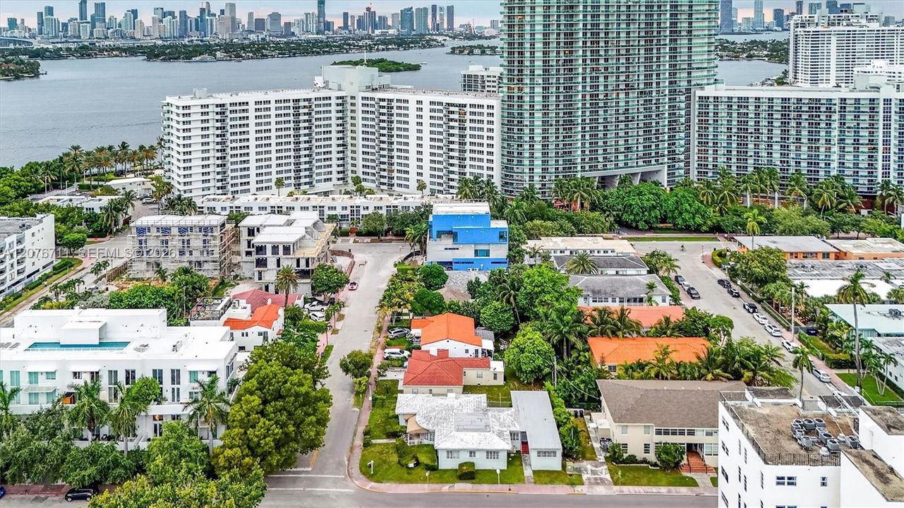 En Venta: $4,900,000 (5 camas, 3 baños, 2743 Pies cuadrados)