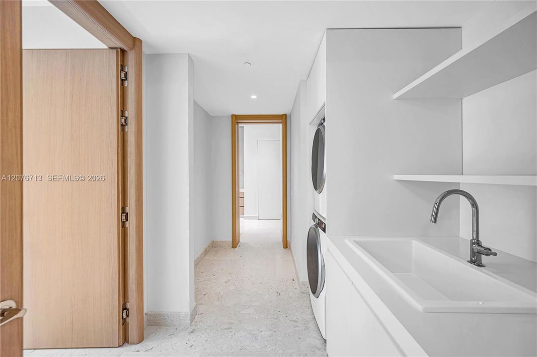 For Sale: $59,900,000 (4 beds, 4 baths, 8469 Square Feet)