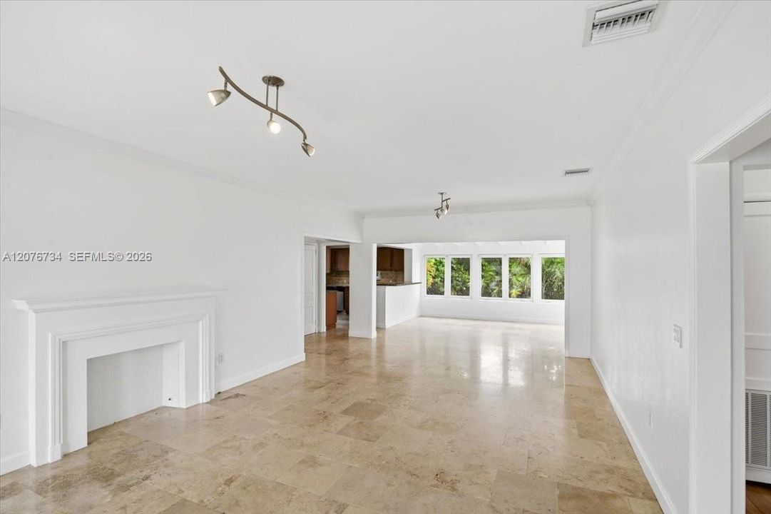 В аренду: $5,950 (2 спален, 2 ванн, 1463 Квадратных фут)