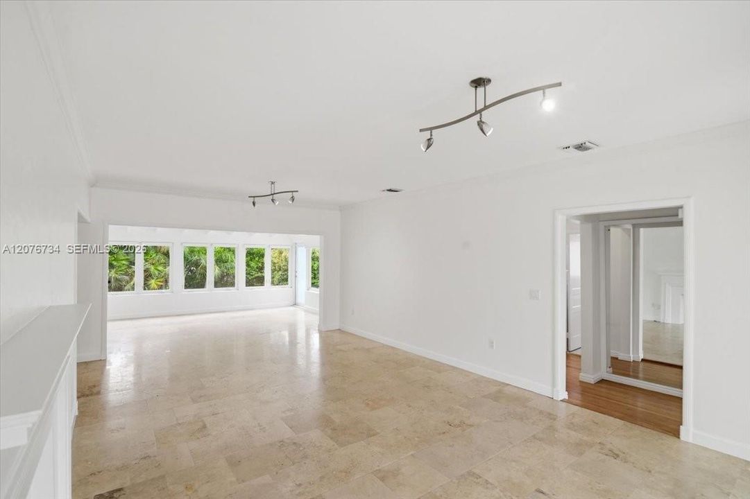 В аренду: $5,950 (2 спален, 2 ванн, 1463 Квадратных фут)