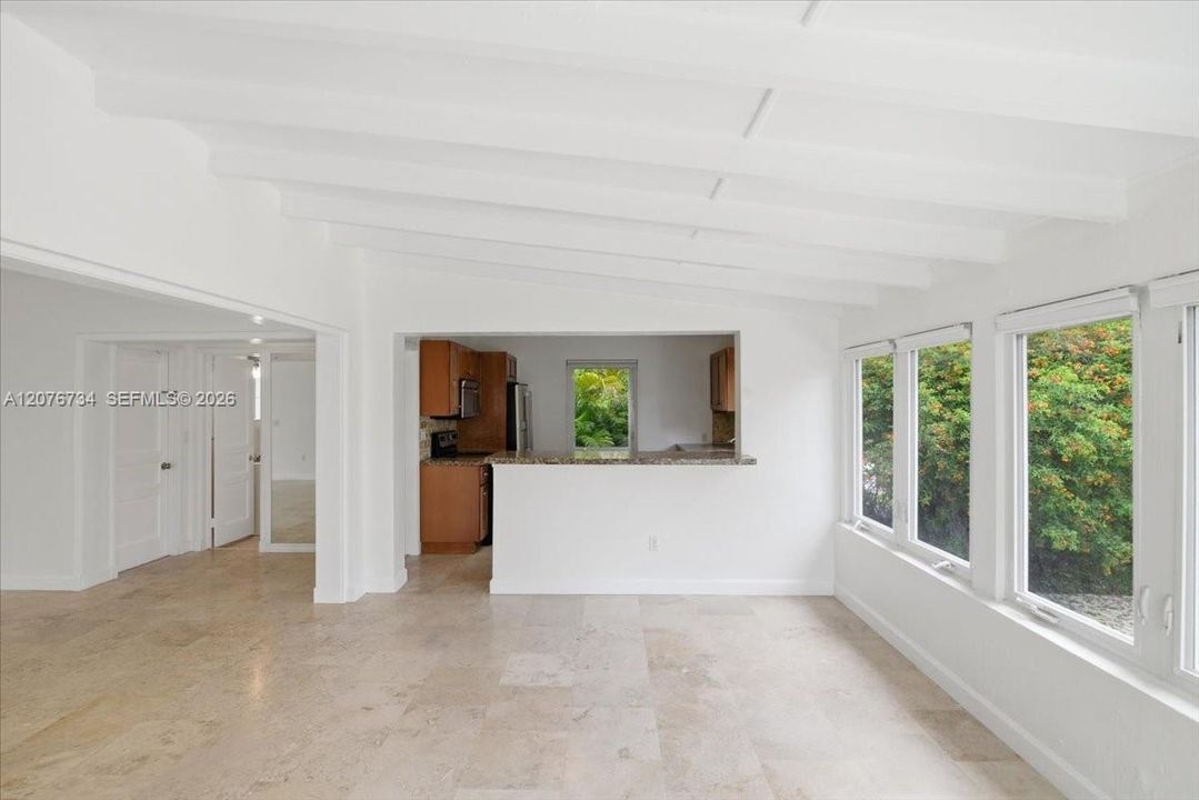 В аренду: $5,950 (2 спален, 2 ванн, 1463 Квадратных фут)