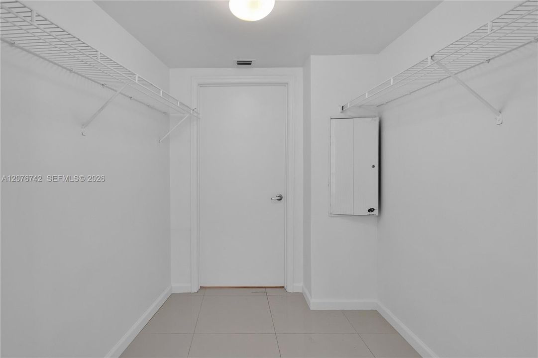 Master Bedroom walking closet