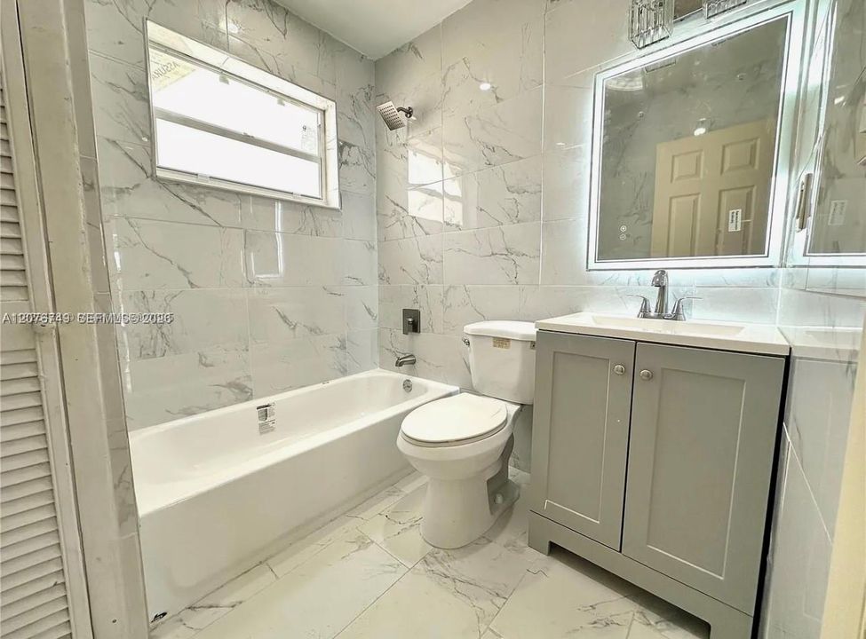 For Rent: $2,200 (2 beds, 1 baths, 1719 Square Feet)