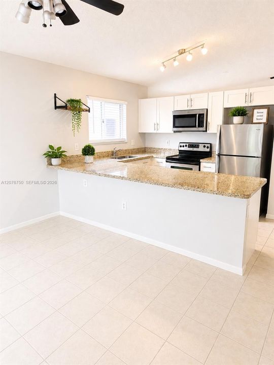 For Rent: $3,000 (2 beds, 2 baths, 1232 Square Feet)