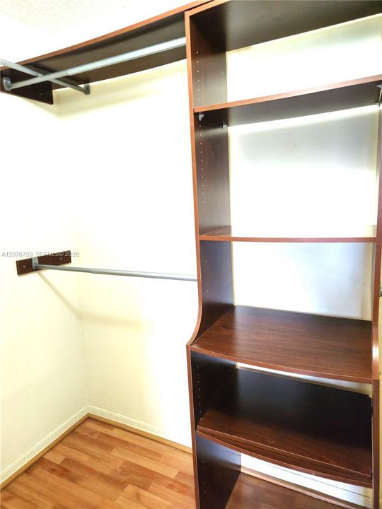 For Rent: $3,000 (2 beds, 2 baths, 1232 Square Feet)