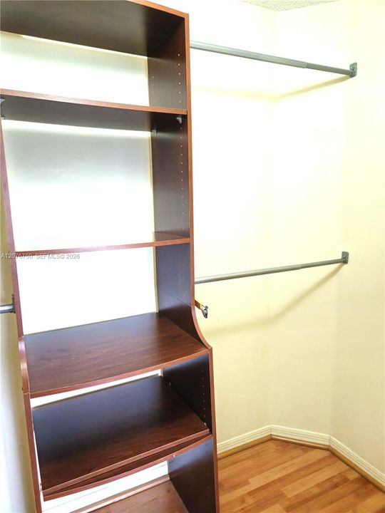 For Rent: $3,000 (2 beds, 2 baths, 1232 Square Feet)