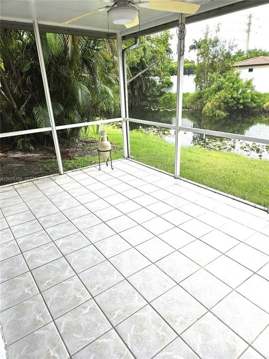 For Rent: $3,000 (2 beds, 2 baths, 1232 Square Feet)