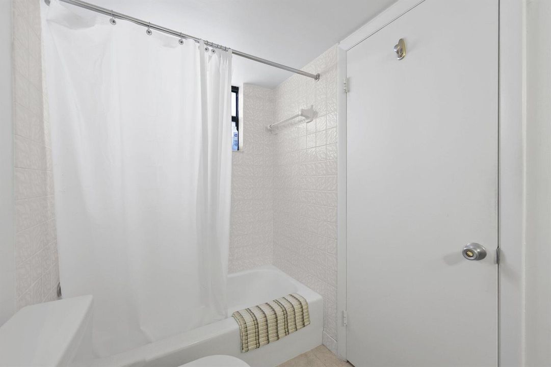 2860 S Ocean Blvd - 23.jpg-SMALL