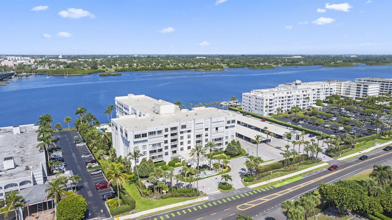 2860 S Ocean Blvd - 41.jpg-SMALL