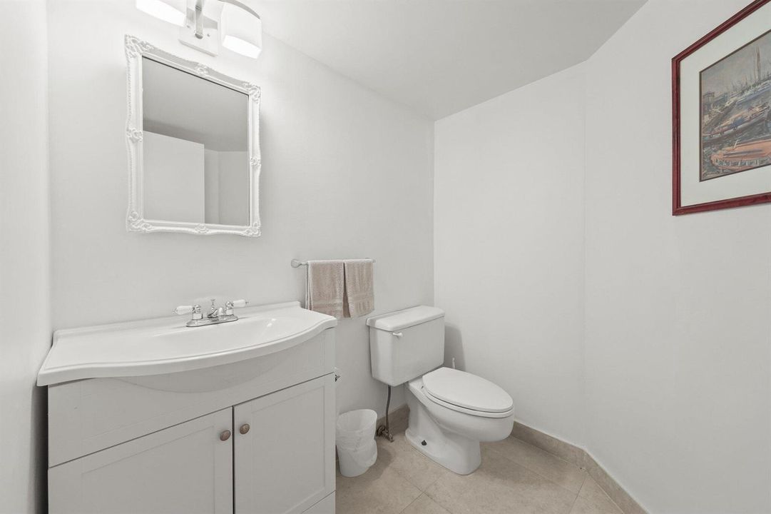 2860 S Ocean Blvd - 25.jpg-SMALL