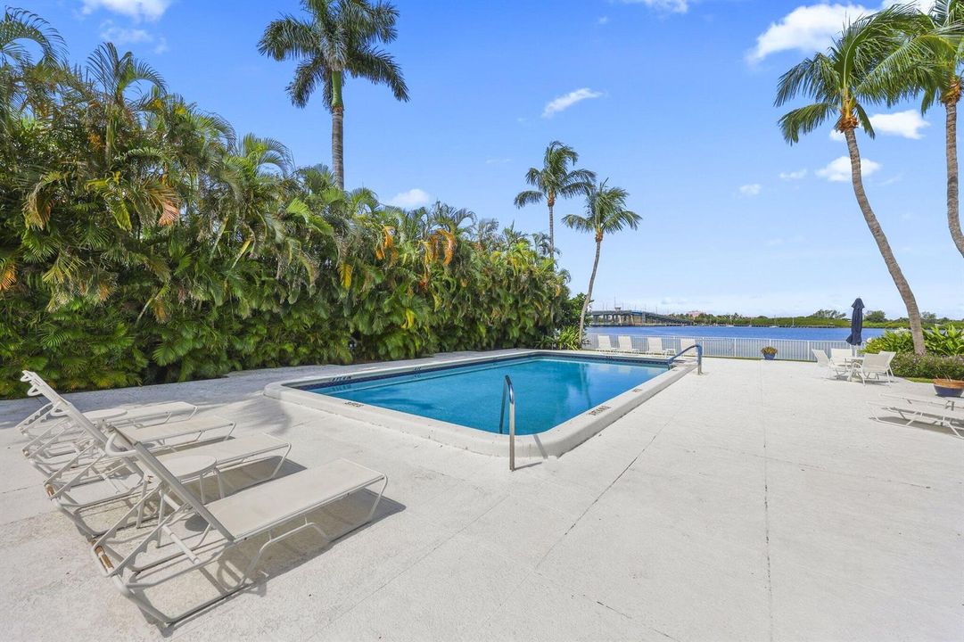 2860 S Ocean Blvd - 31.jpg-SMALL