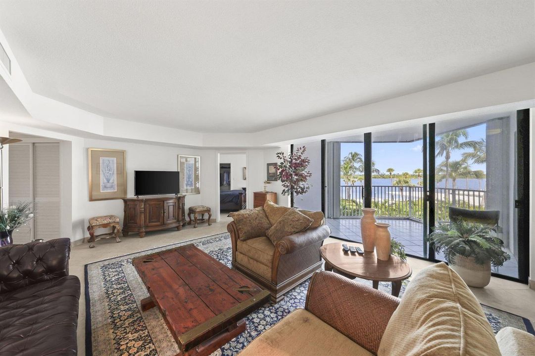 2860 S Ocean Blvd - 8.jpg-SMALL