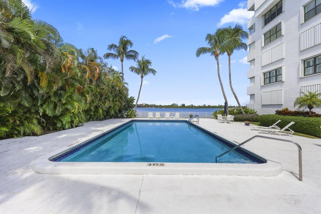 2860 S Ocean Blvd - 32.jpg-SMALL