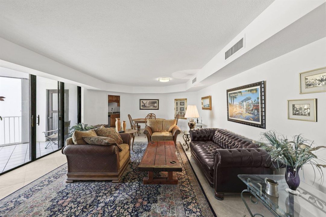 2860 S Ocean Blvd - 4.jpg-SMALL