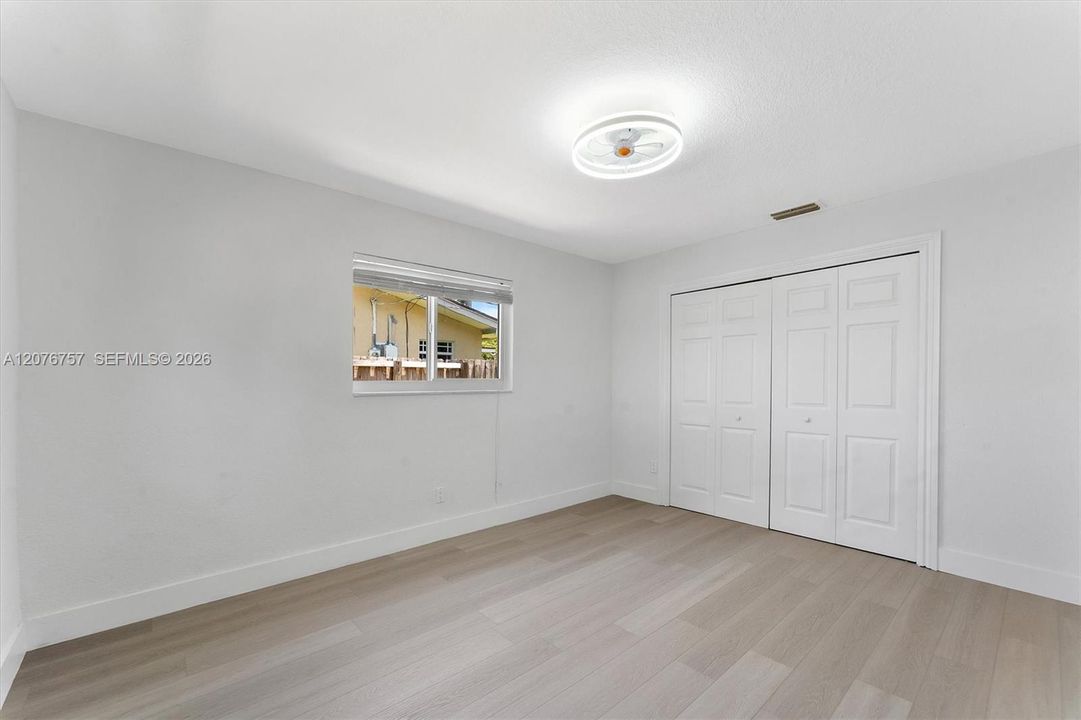 На продажу: $699,000 (4 спален, 2 ванн, 1774 Квадратных фут)