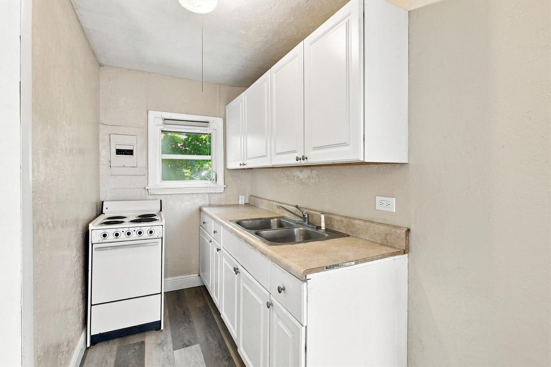 10-Property Photo 010