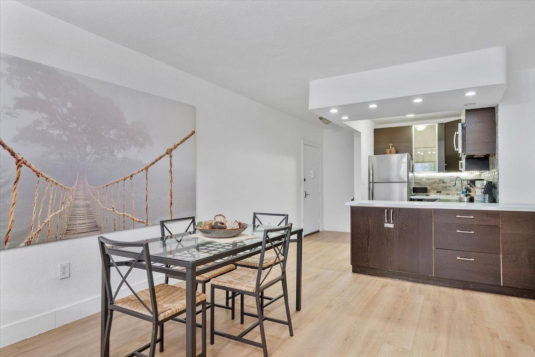 02-3522 NE 166th St #6_10