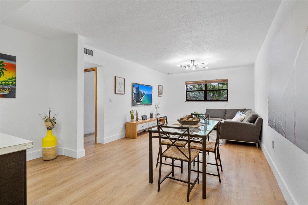 01-3522 NE 166th St #6_3