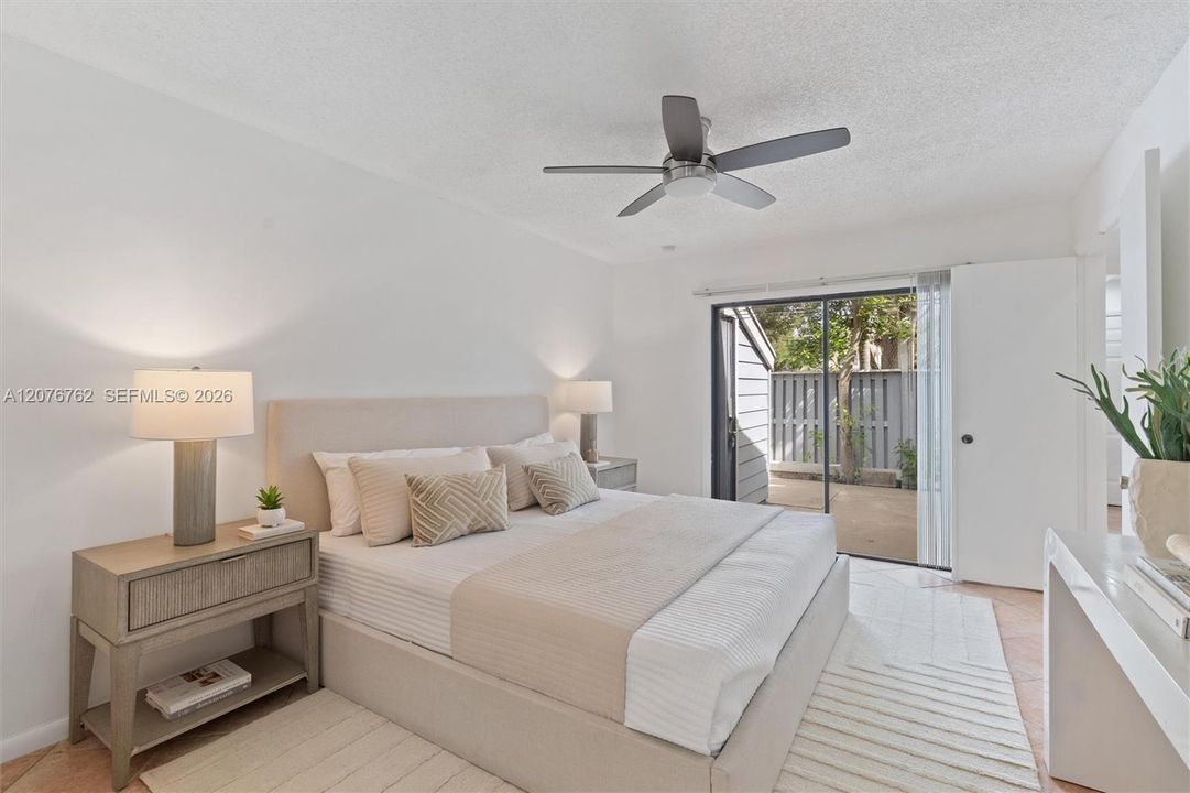 En Venta: $299,900 (2 camas, 2 baños, 1186 Pies cuadrados)