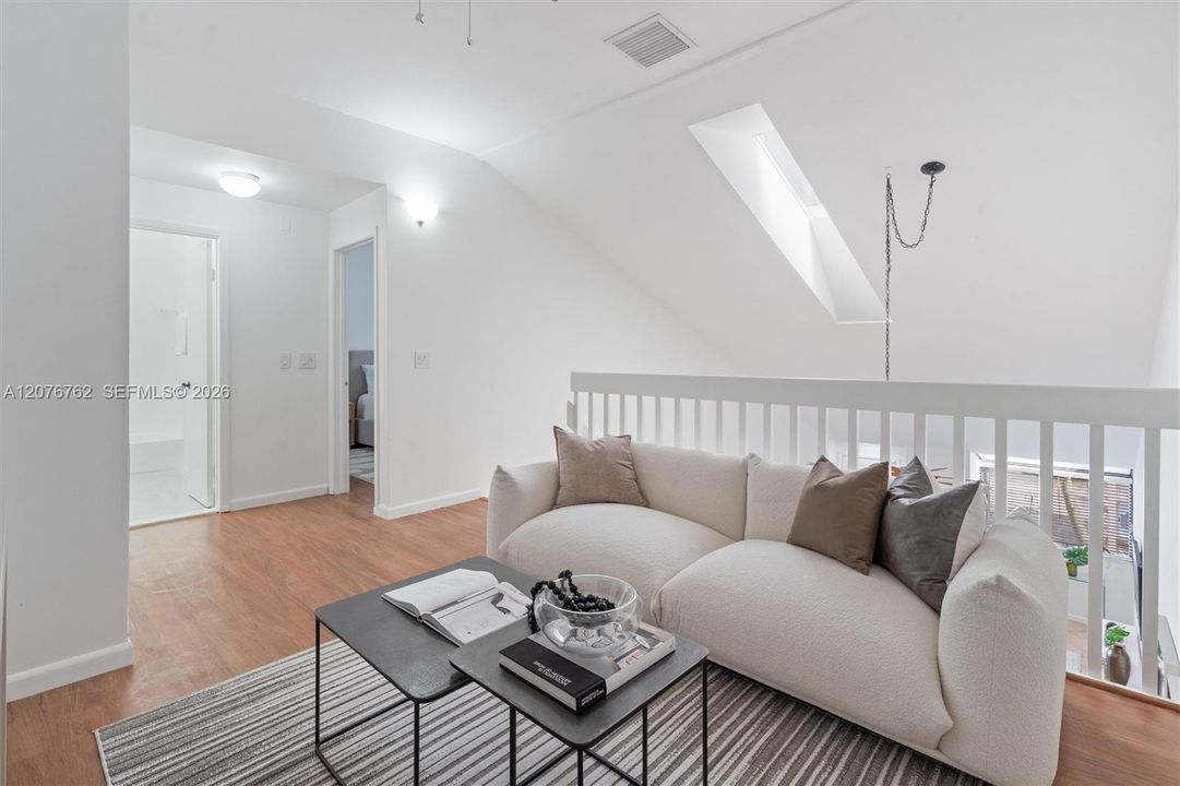 En Venta: $299,900 (2 camas, 2 baños, 1186 Pies cuadrados)
