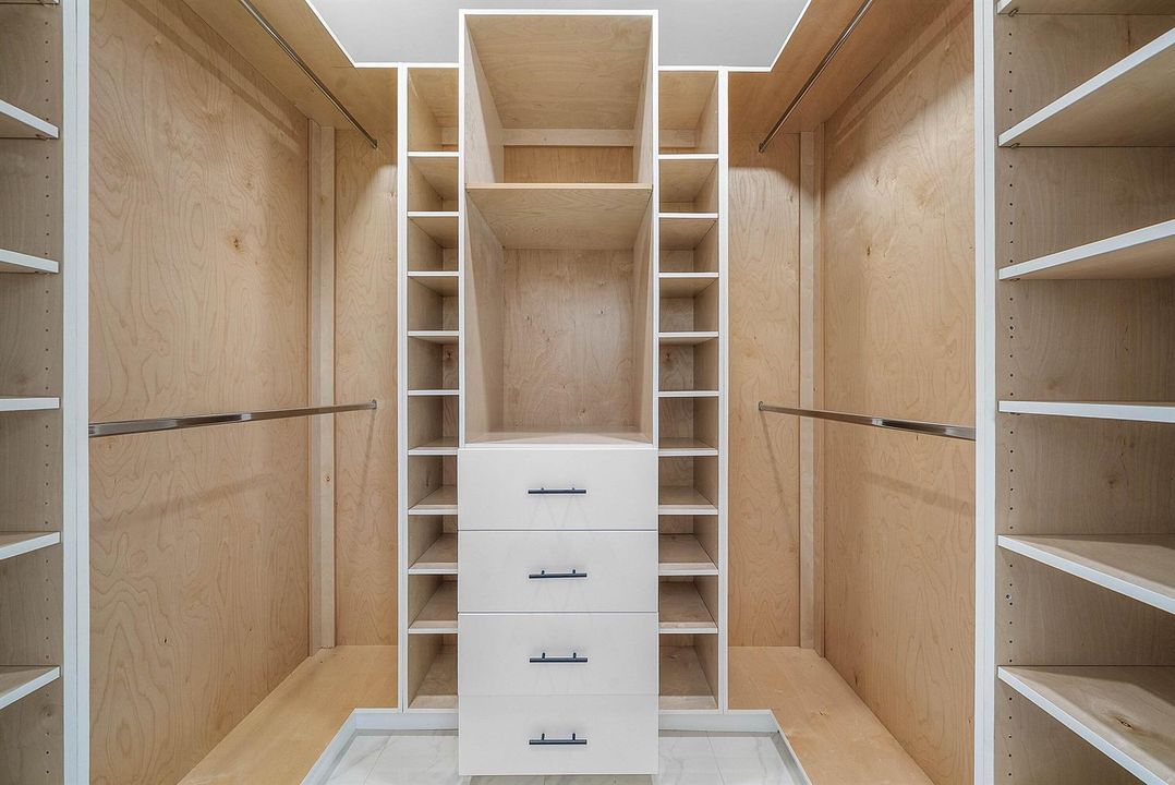 Walk In Closet