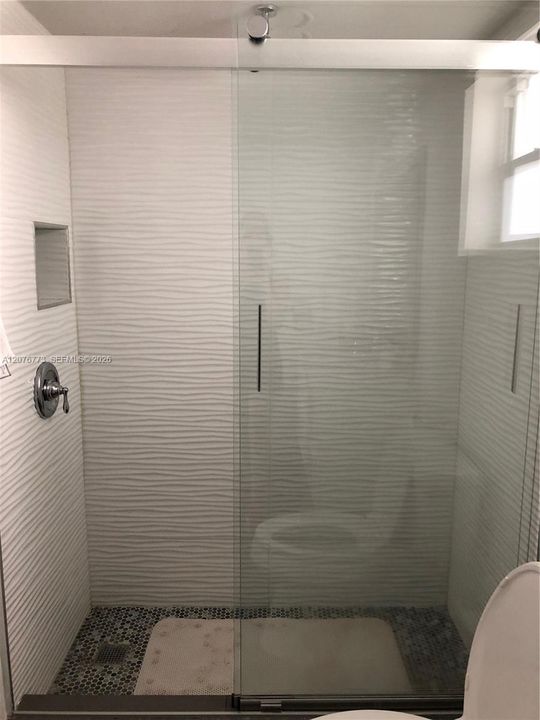 For Rent: $2,500 (1 beds, 1 baths, 820 Square Feet)
