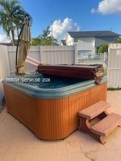 En Venta: $1,100,000 (5 camas, 4 baños, 2539 Pies cuadrados)