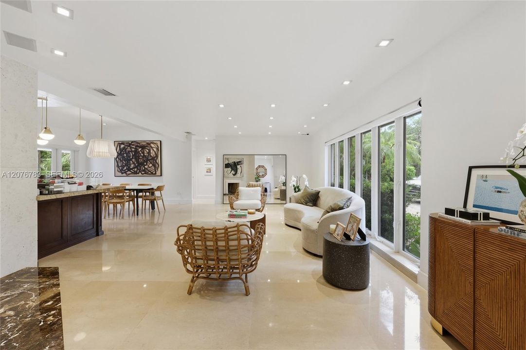 For Sale: $6,350,000 (4 beds, 3 baths, 2761 Square Feet)