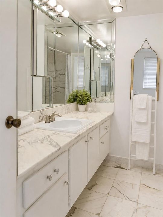 Bathroom #2
