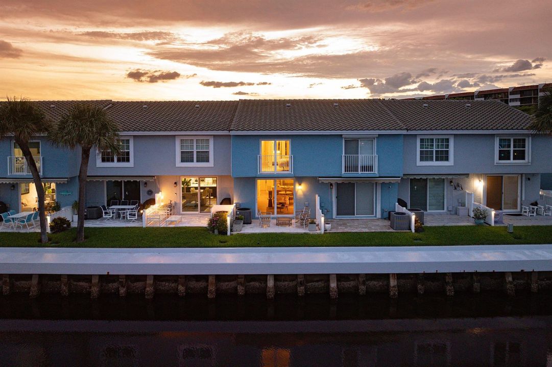 062-900JefferyStreet-BocaRaton-FL-33487-