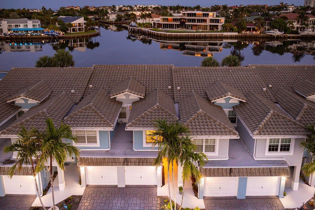 061-900JefferyStreet-BocaRaton-FL-33487-