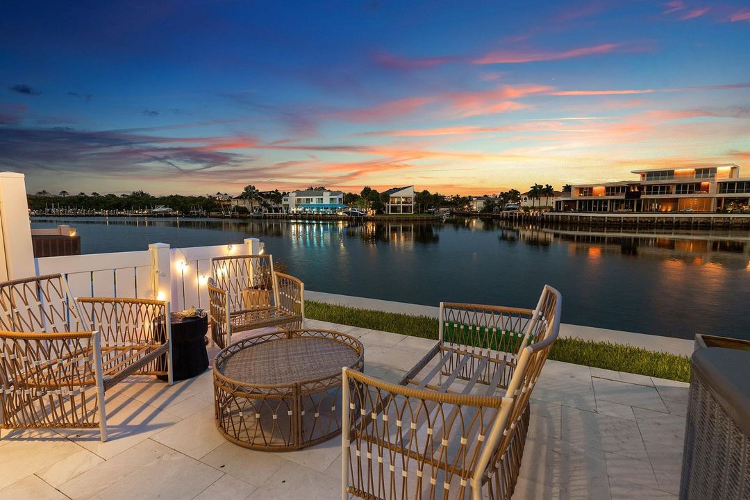 057-900JefferyStreet-BocaRaton-FL-33487-