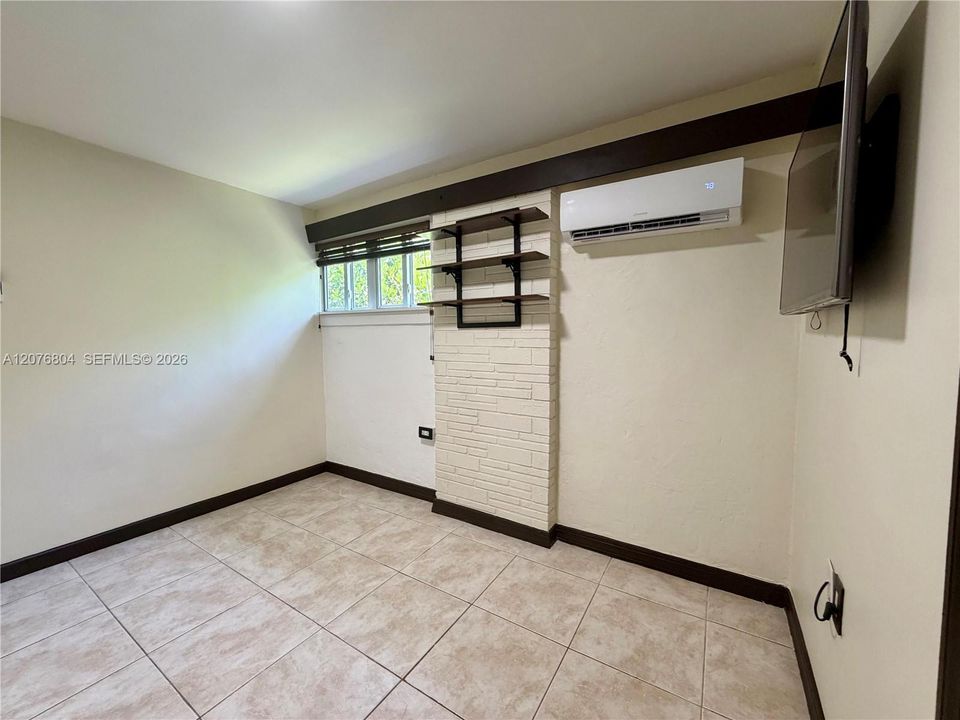 En Renta: $1,500 (1 camas, 1 baños, 1240 Pies cuadrados)