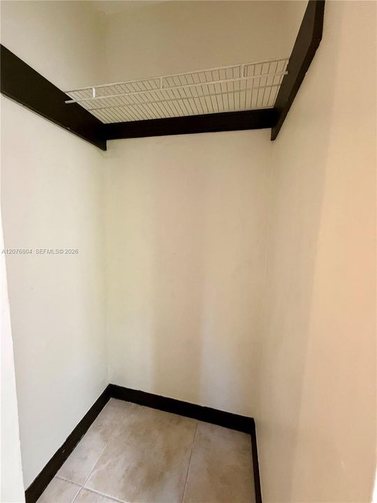 En Renta: $1,500 (1 camas, 1 baños, 1240 Pies cuadrados)