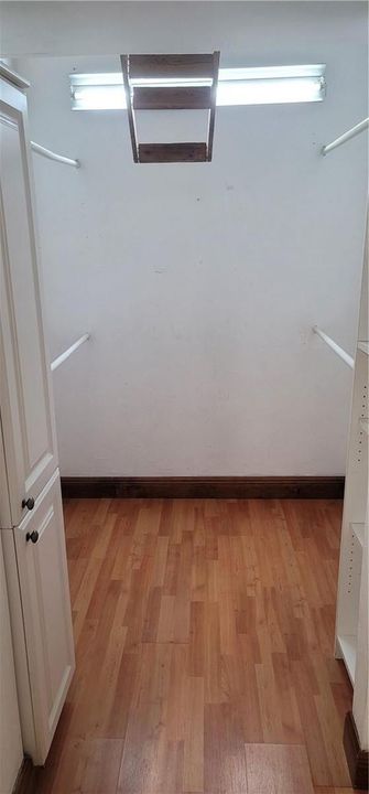 Walk in closet