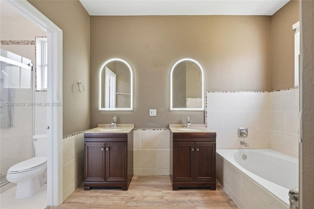 For Sale: $649,900 (4 beds, 2 baths, 2440 Square Feet)