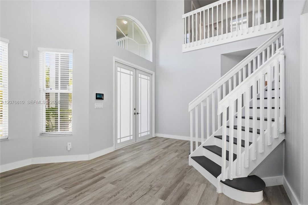 For Sale: $649,900 (4 beds, 2 baths, 2440 Square Feet)