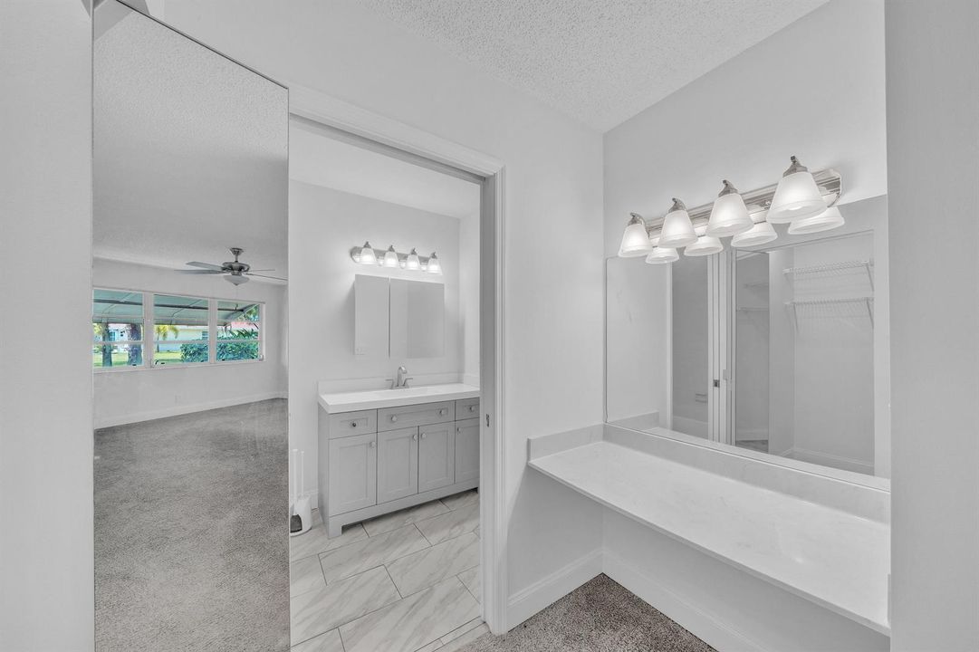 11 Primary Bathroom (1)