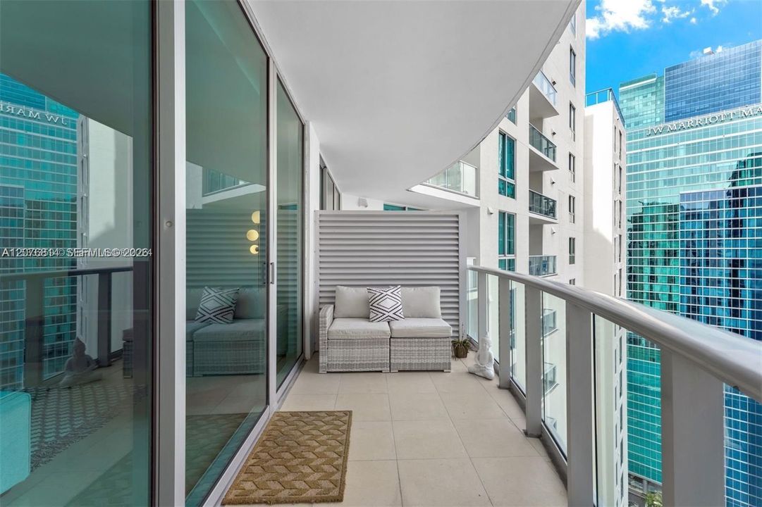 В аренду: $3,450 (1 спален, 1 ванн, 733 Квадратных фут)