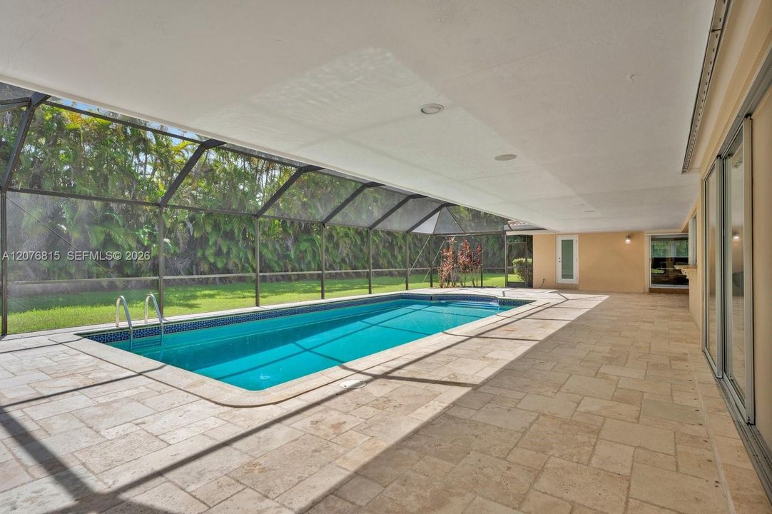 En Venta: $3,200,000 (4 camas, 3 baños, 2658 Pies cuadrados)