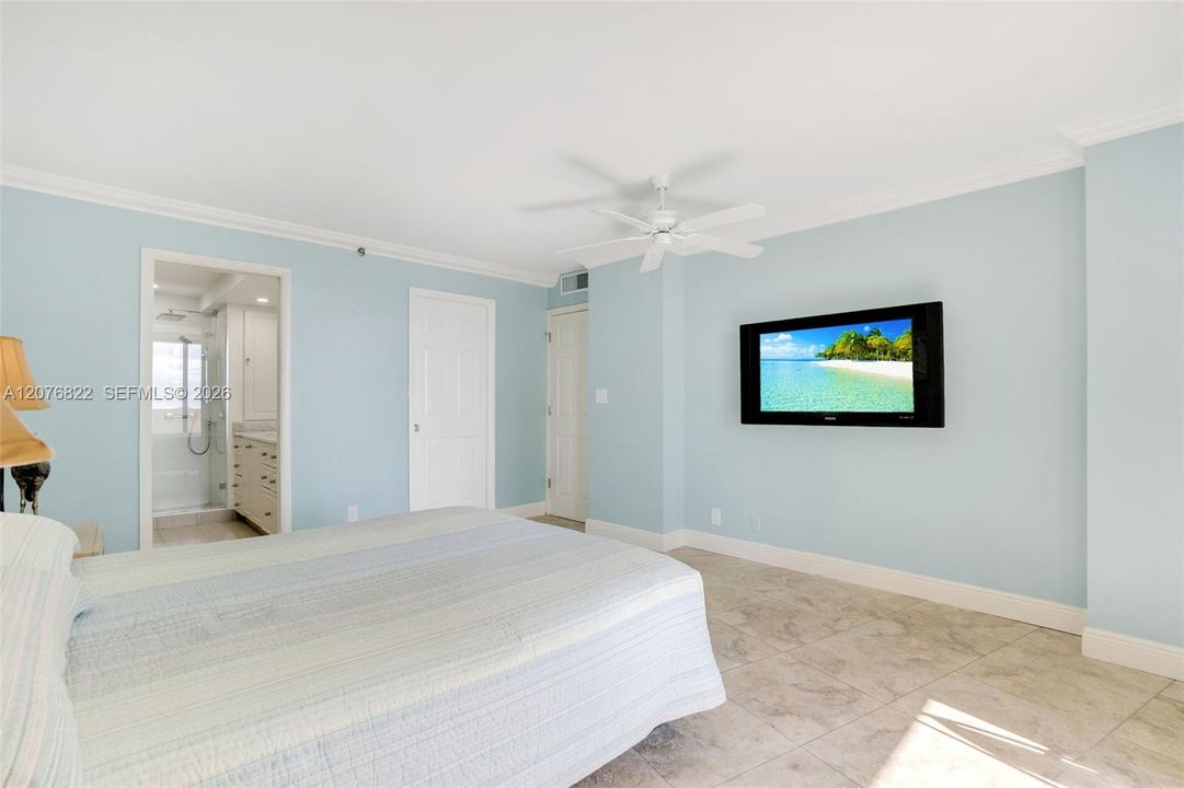 En Venta: $665,000 (2 camas, 2 baños, 1530 Pies cuadrados)