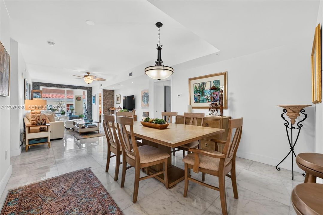 For Sale: $649,000 (2 beds, 2 baths, 1657 Square Feet)