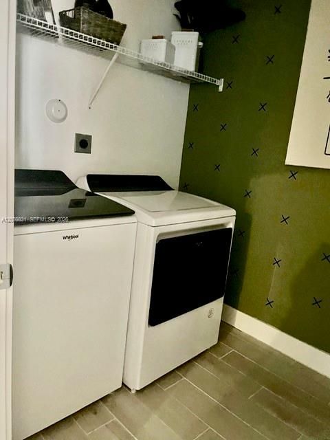 En Renta: $4,500 (4 camas, 3 baños, 2297 Pies cuadrados)