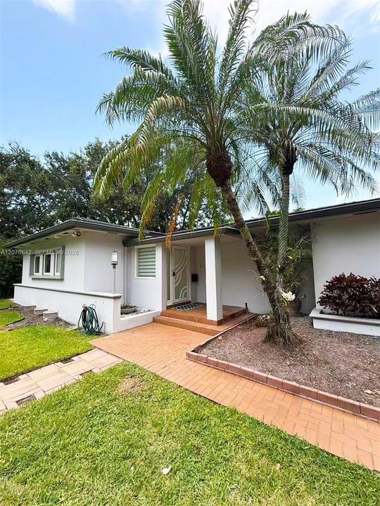 For Rent: $11,500 (4 beds, 4 baths, 2454 Square Feet)