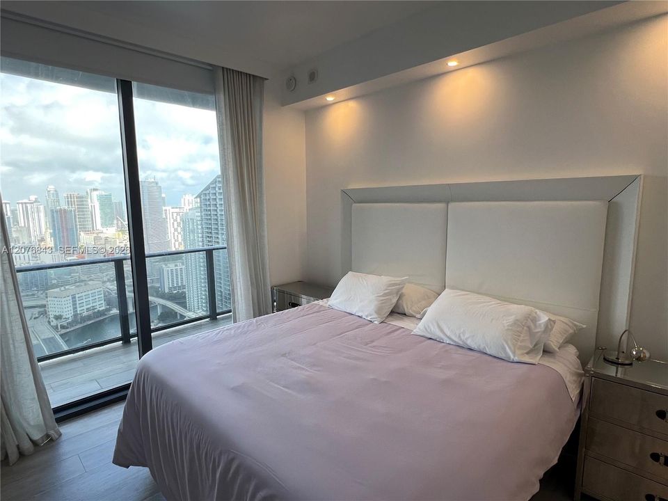 For Rent: $7,500 (3 beds, 3 baths, 1222 Square Feet)