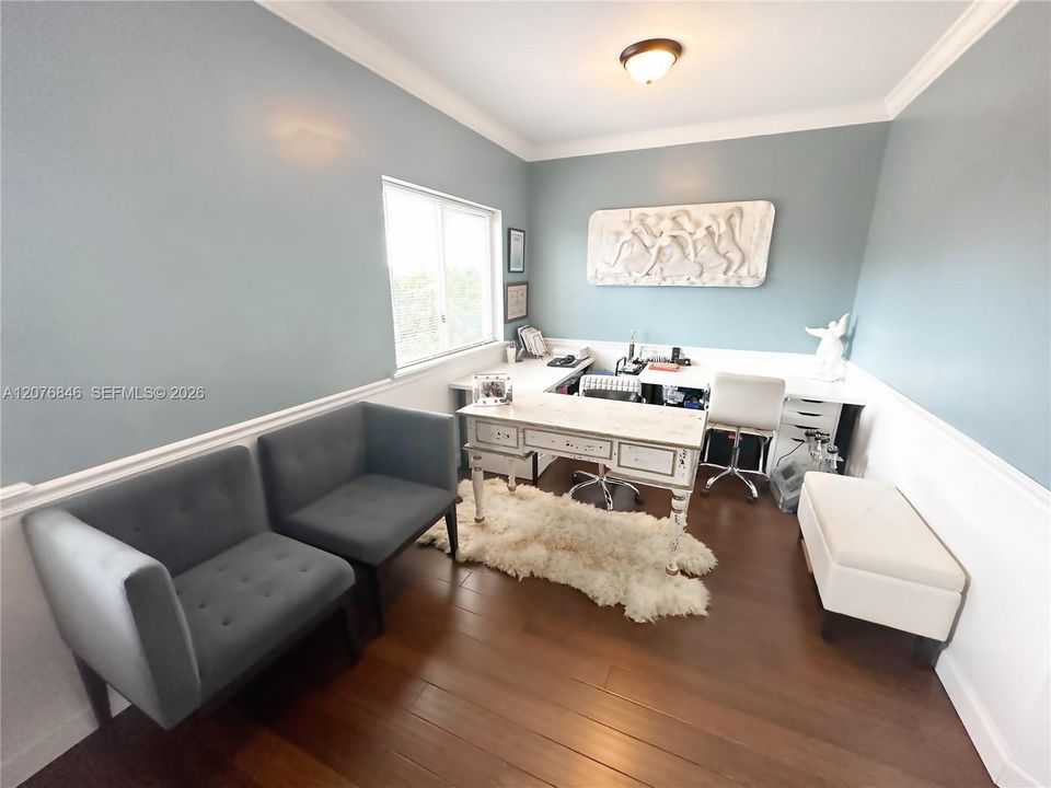 En Renta: $4,975 (5 camas, 3 baños, 3218 Pies cuadrados)