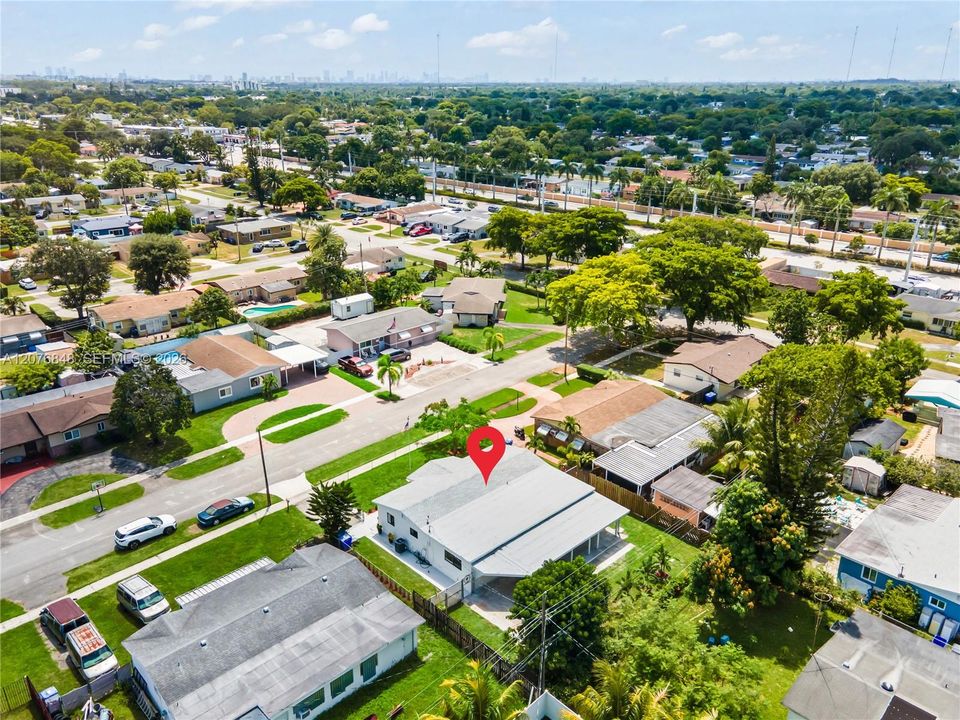 For Sale: $639,900 (5 beds, 3 baths, 1656 Square Feet)