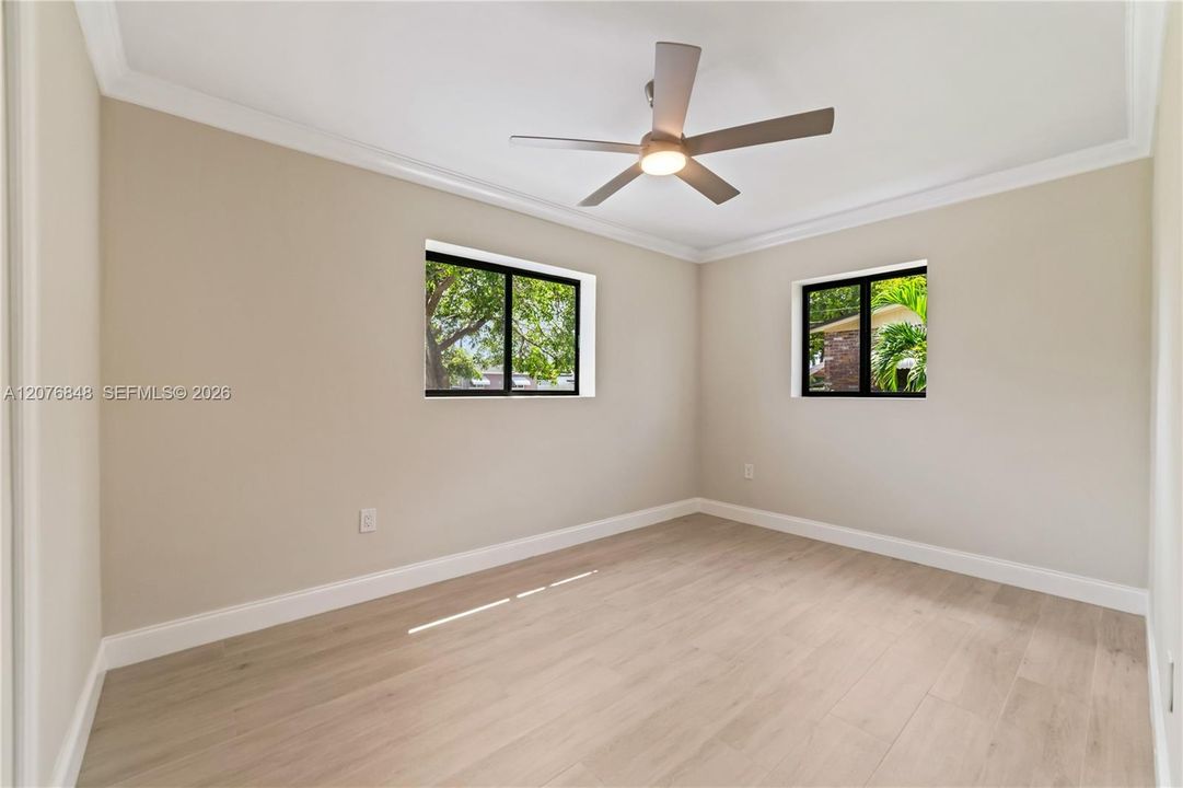 For Sale: $639,900 (5 beds, 3 baths, 1656 Square Feet)