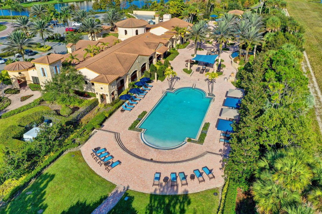 Jupiter Country Club Pool