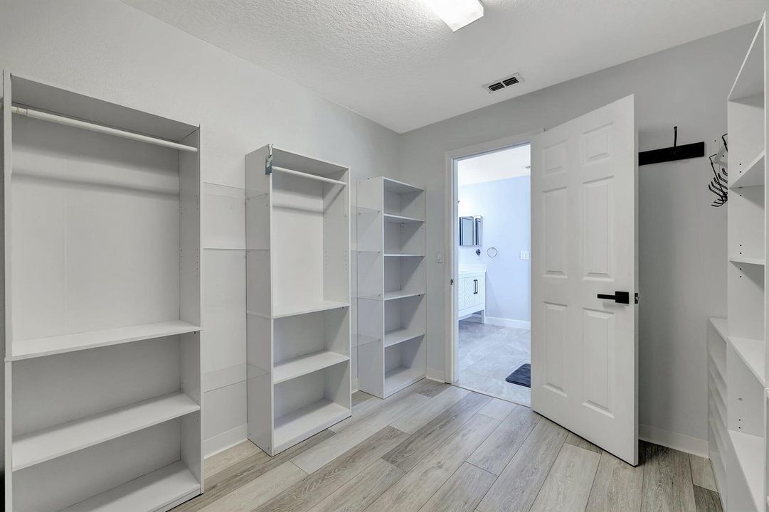 Walk In Closet